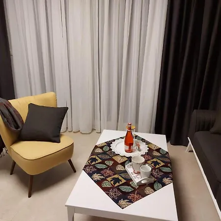 Apartment Große Fewo Mit Tv, Wlan, Balkon, Parkplatz Inkl. - Ostseebad Travemünde *