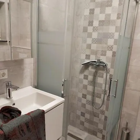 Apartment Große Fewo Mit Tv, Wlan, Balkon, Parkplatz Inkl. - Ostseebad Travemünde Lübeck
