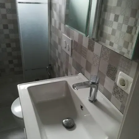 Große Fewo Mit Tv, Wlan, Balkon, Parkplatz Inkl. - Ostseebad Travemünde Lübeck